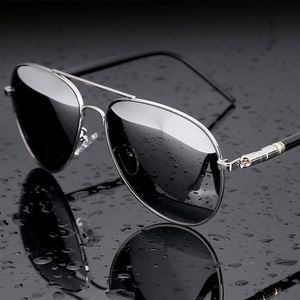Gafas de Sol Polarizadas con Logotipo Personalizado, Montura Metálica de Alta Calidad, Lentes Polarizadas de Gran Tamaño para Hombre, Gafas de Sol Polarizadas para Conducir - Product Image 5