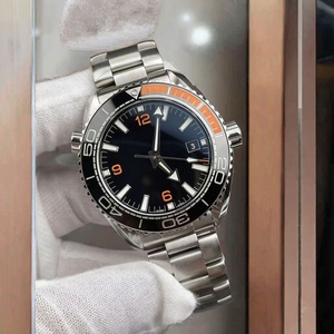 カスタマイズされた高品質防水腕時計、夜光針とサファイアミラー仕上げのステンレススチール製メンズウォッチ - Product Image 1