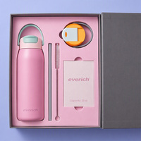 Bouteille d'eau isotherme en acier inoxydable 24oz 32oz pour l'extérieur, taille personnalisée, logo personnalisé, couvercle à clapet portable pour le sport et l'aventure