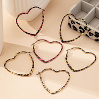 Nouvelle Arrivée Boucles d'oreilles créoles en alliage ajourées motif cœur et imprimé léopard, Bijou fantaisie pour femme
