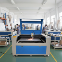 Appareil de gravure laser numérique automatique pour trophées et médailles