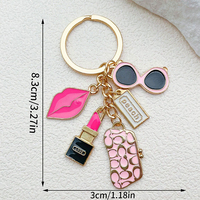 Porte-clés chic rouge à lèvres Kiss Charm pour femme, breloque de sac élégante et tendance avec lèvres en forme de cœur, anneau de sac à main