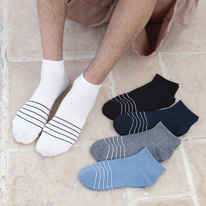 Ensemble <span class=keywords><strong>de</strong></span> chaussettes pour homme 5 paires d'une douzaine <span class=keywords><strong>de</strong></span> chaussettes solides Arch Sport Ankle Socks - Product Image 1