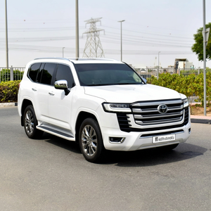 HEY-2022 para SUV Automático de 5 Plazas, Asientos de Cuero Blancos, Control de Crucero ACC, Neumáticos R20, Tracción en las Cuatro Ruedas, Visión Trasera de 360° - Product Image 1