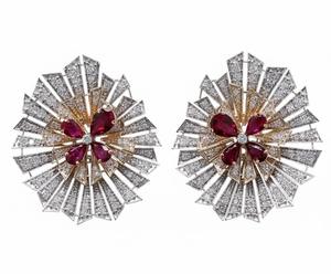 Boucles d'oreilles de luxe en diamant avec rubis et diamants, finition scintillante, bijoux raffinés de nature élégante pour femmes - Product Image 1