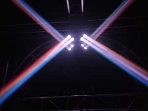 Projecteur de scène à tête mobile à huit yeux 200W pour extérieur, éclairage de scène à tête mobile, cyclones de lumière à œil infini - Product Image 6