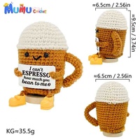 Tasse à café d'accompagnement émotionnel, poupée en crochet amusante et positive, faite main, avec carte, compagnon de bureau pour le soulagement du stress, cadeau pour barista
