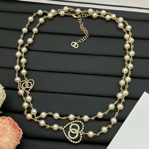 Nuevo Collar <span class=keywords><strong>de</strong></span> Cadena con Perlas y Diamantes Incrustados, Edición Doble C <span class=keywords><strong>de</strong></span> Xiang Home, Foto Real - Product Image 2