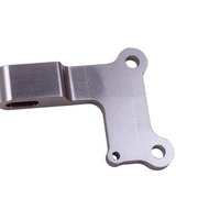 Support de montage de câble d'accélérateur en aluminium de pièces d'auto personnalisées OEM pour carburateurs à 4 barils