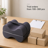 Coussin de genou en mousse à mémoire de forme tricoté pour les dormeurs latéraux avec sangle, coussin orthopédique pour les jambes pour soulager les douleurs aux hanches