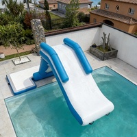 Toboggan aquatique gonflable de qualité commerciale en PVC pour usage domestique, mini toboggan gonflable pour piscine pour enfants