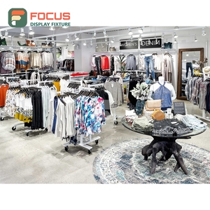 Diseño de Tienda de Última Generación, Muebles de Acero Inoxidable para Tiendas, Diseño de Interiores Comerciales para Tiendas de Ropa - Product Image 3
