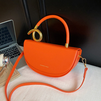 Tas Desain Fashion Terbaru untuk Wanita Muda, Tas Tangan untuk Acara Makan Malam, Tas Selempang dengan Tali Bahu yang Indah, Tas Tangan Bergaya Eksklusif