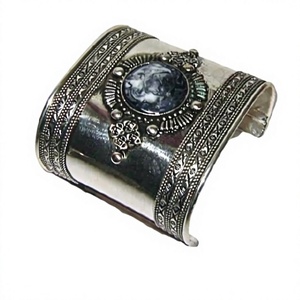 Brazaletes de Latón Plateado Vintage de Alta Calidad, Hechos a Mano, con Alambre Trenzado, Directamente del Fabricante en India - Product Image 3