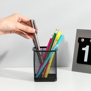 Portalápices Cuadrado Deli, Organizador de Escritorio de Metal con Malla Negra, Caja de Almacenamiento para Oficina - Product Image 3
