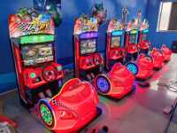 Simulateur de conduite de voiture de course à écran LCD HD 26 pouces, machine de jeu vidéo d'arcade à monnayeur, cockpit de simulation de course pour FEC