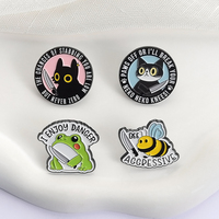 Danger poignard Animal émail broches personnalisé I ENJOY DANGER broches revers Badges vêtements bijoux animaux