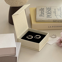 Boîte à bijoux magnétique pour colliers, boucles d'oreilles, bagues - Emballage cadeau multicolore avec support d'affichage personnalisable pour logo de marque