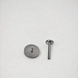 Orecchini in Titanio G23 Grado Impiantabile con Zirconi per <span class=keywords><strong>Piercing</strong></span> <span class=keywords><strong>Trago</strong></span> e Cartilagine, Regalo di Fidanzamento e Matrimonio, per Bambini, Personalizzabili, Vendita all'Ingrosso - Product Image 3