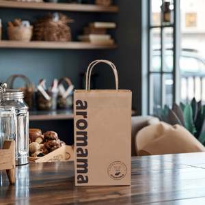 Emballage à emporter pour aliments personnalisés Sac en papier kraft Restaurant Café Fast-food Sac en papier à emporter avec poignée - Product Image 1