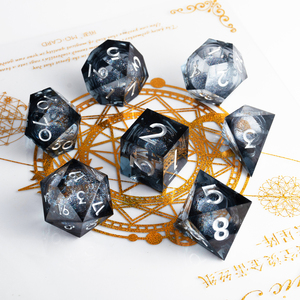 Precio de fábrica Nuevo diseño Ojo Núcleo líquido Dados Juego de dados poliédricos RPG Dungeons & Dragons borde afilado DND Juego de dados de resina - Product Image 2