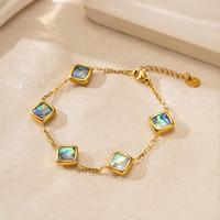 Set Perhiasan Kalung dan Gelang Minimalis Cangkang Abalone dengan Tatah Persegi, Lapisan Emas 18K, Baja Anti Karat untuk Wanita