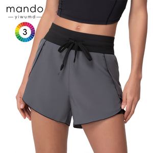 Donne con tasche a asciugatura rapida a doppio strato 2-in-1 pantaloncini da Yoga con coulisse fluida orlo allenamento Fitness <span class=keywords><strong>abbigliamento</strong></span> sportivo - Product Image 3