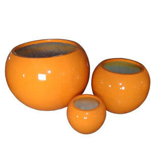 Macetas y jardineras para el jardín del hogar, macetas decorativas, macetas modernas metálicas Rojas, pintura artificial resistente a los rayos UV - Product Image 1