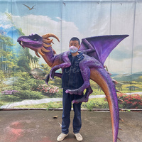 Marionnette de dragon réaliste en gros, marionnette animatronique de bébé dinosaure à vendre