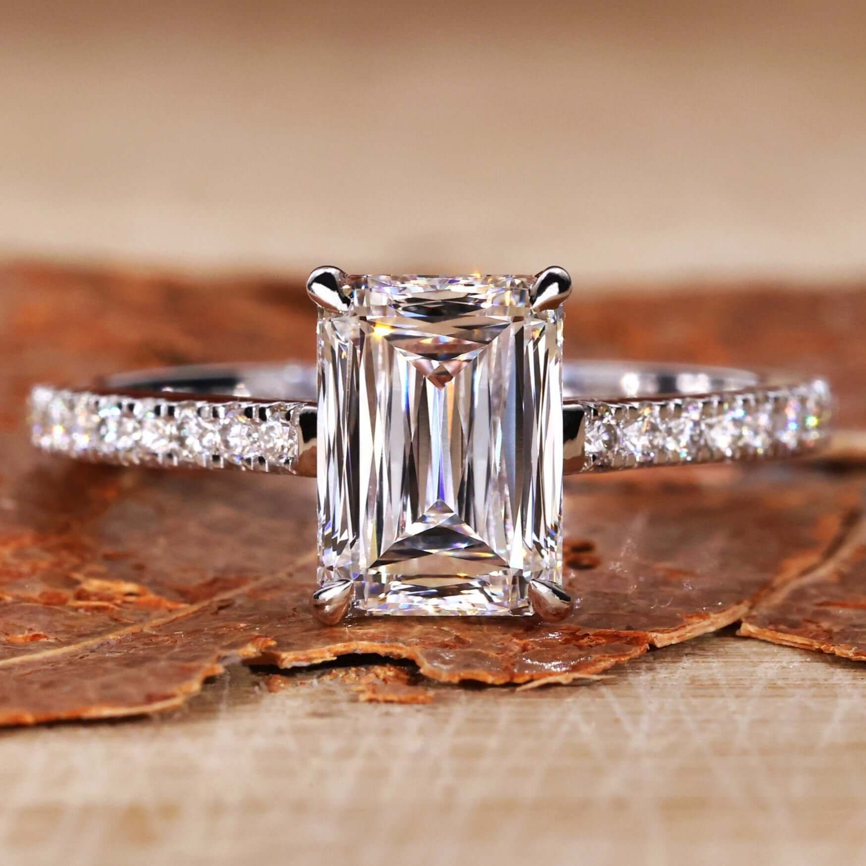 GIA IGI Certified Vvs Lab Grown Diamond Solitaire Rings