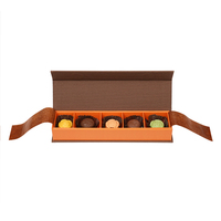 Boîte de chocolat haut de gamme personnalisée avec fermeture magnétique boîte-cadeau avec manchon pour emballage alimentaire