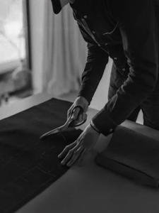 批发男士西装外套三件套夹克裤子背心尖领单排扣正装全套优雅男士婚礼西装 - Product Image 4