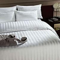 Draps de lit d'hôtel OEM d'usine, taille king queen, 100% coton, draps de lit rayés de 1 cm 3 cm, ensemble de draps de lit blancs de luxe