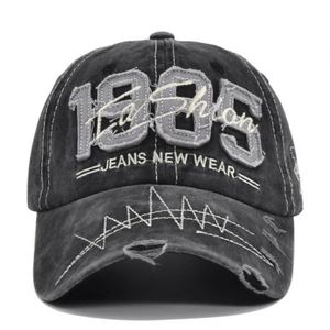 Casquette de baseball sportive unisexe en sergé 6 panneaux, effet vieilli, avec broderie appliquée 1985, style Dad Hat, du fabricant Sports Caps - Product Image 3