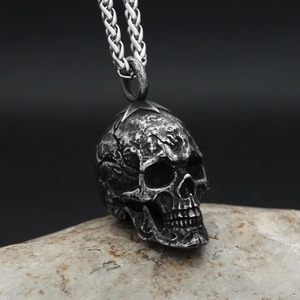 Collar con colgante de calavera de acero inoxidable yunnique, joyería de cadena de estilo Punk para hombre, cadena de hueso de dragón de 60cm, colgante individual A0200 - Product Image 1