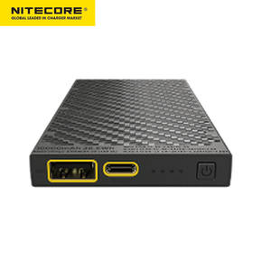 <span class=keywords><strong>NITECORE</strong></span> NB10000 Banco de Energía Portátil Ligero de Fibra de Carbono de 10000 mAh, Cargadores Electrónicos, Baterías y Fuentes de Alimentación - Product Image 1