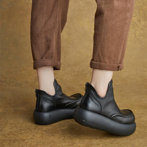 รองเท้าบูทแพลตฟอร์ม ฤดูใบไม้ร่วง ฤดูหนาว ใหม่ ทำมือ หนังแท้ สไตล์อังกฤษ ซิปหลัง ส้นเตารีด รองเท้าบูทมาร์ตินหัวโต - Product Image 4