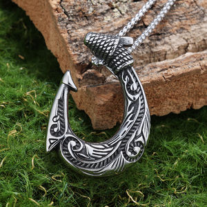 Vente en gros de bijoux d'hameçons nordiques Viking personnalisés pour hommes collier pendentif hameçon à motif celtique en acier inoxydable - Product Image 2