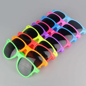 Gafas de Sol de diseñador personalizadas retro unisex-ALPSTREE UV400 CE certificado para uso en exteriores - Product Image 1