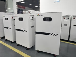 SMP-BU- 51,2V 350Ah 17,92kWh Standfeste Lithium-Batterie mit Kommunikationsfunktion - Product Image 2