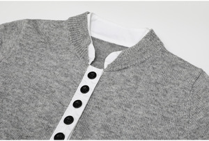 <span class=keywords><strong>2026</strong></span>年夏季女士时尚拼布套装短袖单排扣上衣中长裙女式针织两件套 - Product Image 3