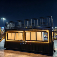 Bar en conteneur maritime de 20 pieds sur 2 étages avec terrasse, bar et café préfabriqués en conteneur