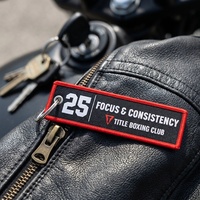 Accessoires pour porte-clés de voiture, tirettes de fermeture éclair, patchs tissés double face, porte-clés personnalisé avec logo brodé pour motos