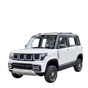 BRT 2026 SUV Compacto Blanco Eléctrico con Detalles Negros y Portaequipajes, Vehículo Eléctrico de Nueva Energía, Sedán para Adultos con Tracción en las Cuatro Ruedas - Product Image 1