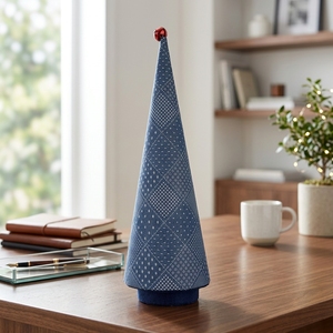 Décoration de Noël <span class=keywords><strong>bleu</strong></span> marine matelassée en forme de cône pour table, motif losanges indigo, cloche décorative de style côtier - Product Image 1