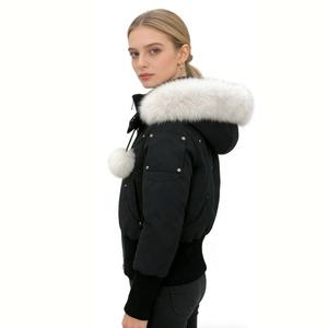 <span class=keywords><strong>Parka</strong></span> courte décontractée pour femme Boying avec capuche et col en fourrure de renard, coupe-vent en polyester, doudoune chaude d'hiver ODM / OEM - Product Image 3