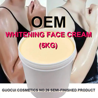 Crème et Sérum Éclaircissants Visage et Corps à la Vitamine C, Marque Blanche, Vente en Gros, OEM, avec Logo Personnalisé, Emballage et Produit Semi-Fini de Soin de la Peau