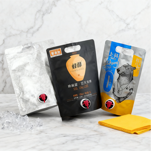Proveedor Oro: Bolsa Doypack Personalizada de 1L-5L con Válvula y Boquilla para Vino, Zumo, Agua, Líquidos Calientes y Alimentos para Bebés - Product Image 4