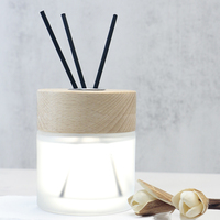 Bouteille diffuseur d'huiles essentielles en verre rond de 120 ml avec couvercle en bois, vide, sérigraphiée pour l'aromathérapie