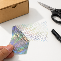 Autocollants adhésifs holographiques 3D personnalisés anti-effraction en PET pour étiquettes d'expédition
